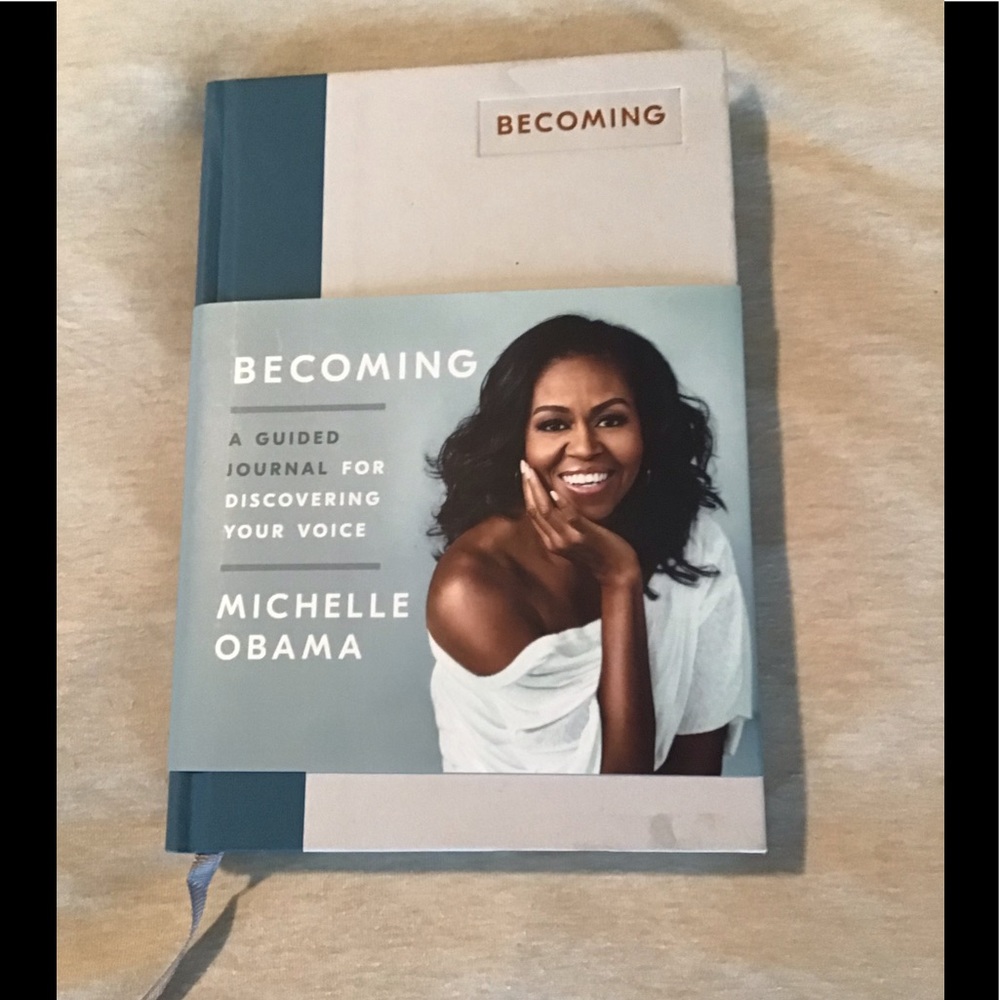 Book by Michelle Obama - Becoming